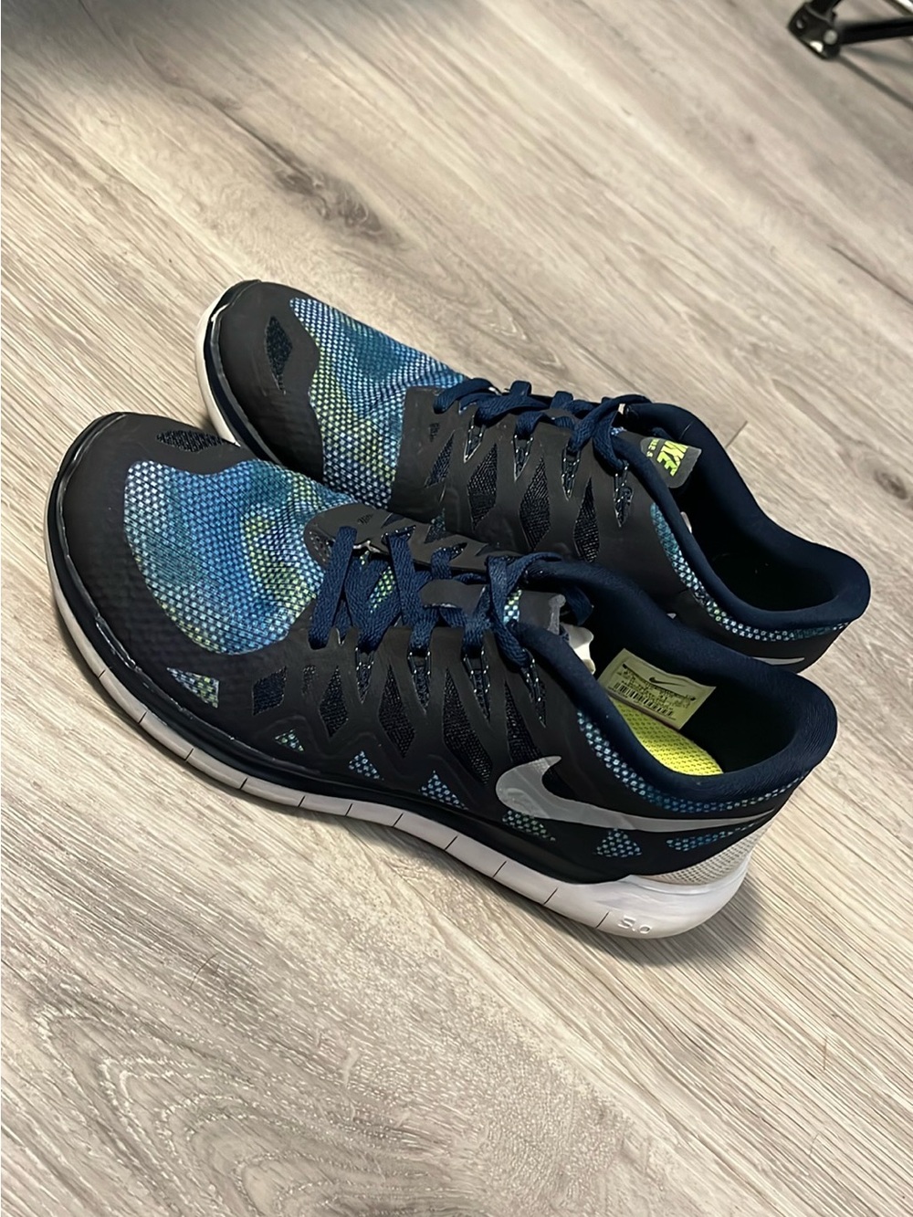 Nike Free Run Shoes Size 9.5 Womens